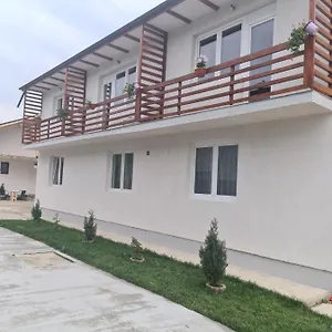 https://lucas-house.bucharesthotelsnow.com
